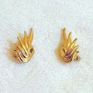Earrings Vtg MONET 50s Mid-Century Flame Shape Clip-On Gold Tone Retro